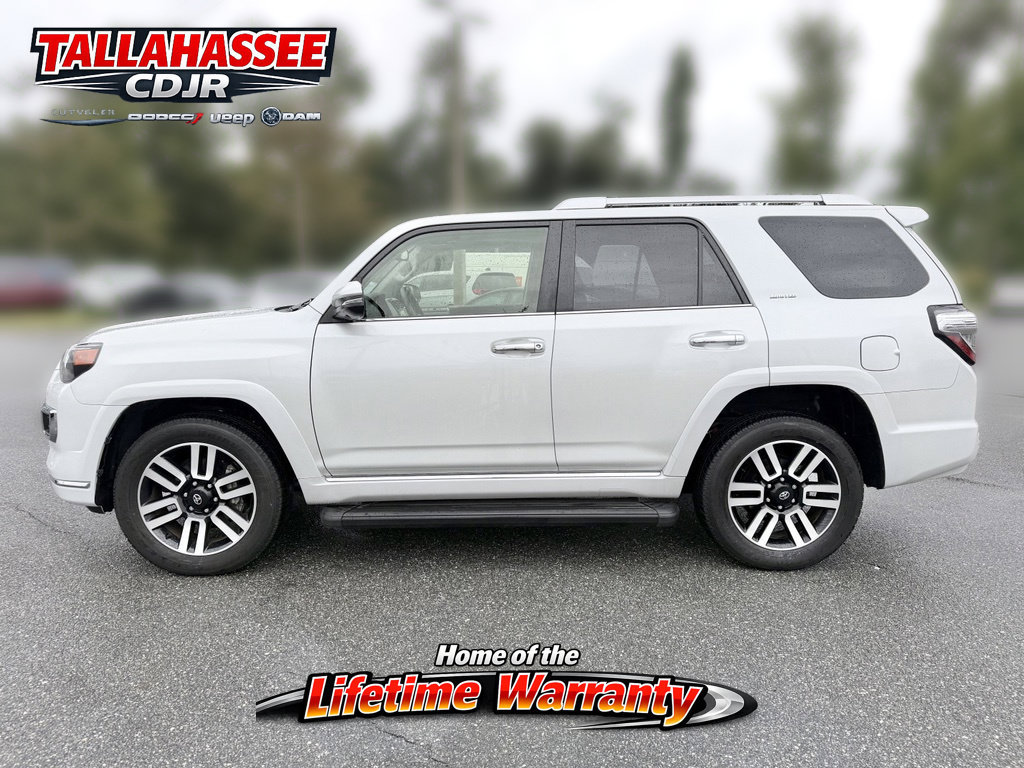 Used 2024 Toyota 4Runner Limited AWD/4WD image 9