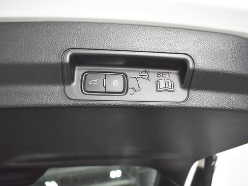 Used 2020 Ford Explorer ST w/ Premium Technology Package AWD/4WD image 36