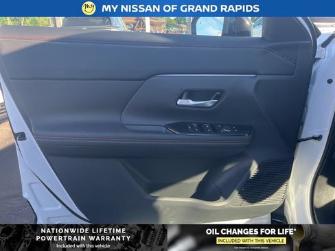 New 2026 Nissan Kicks SR AWD/4WD image 10