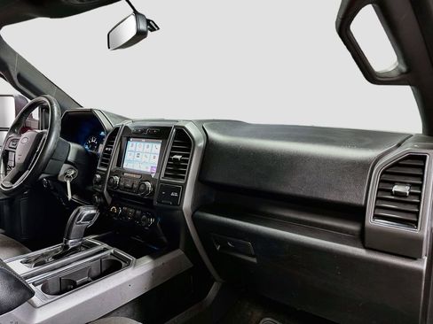 Used 2018 Ford F150 XLT w/ Equipment Group 302A Luxury AWD/4WD image 31