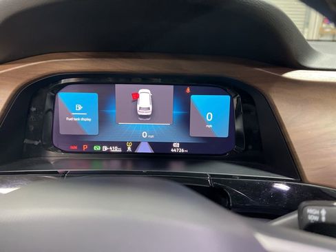 Used 2024 Volkswagen Atlas SE image 27