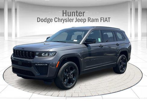 New 2026 Jeep Grand Cherokee L Limited w/ Limited Altitude Package AWD/4WD image 1