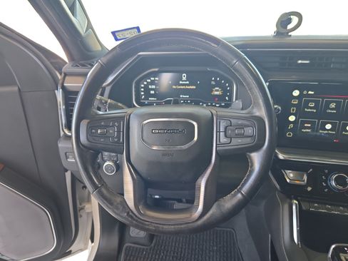 Used 2022 GMC Sierra 1500 Denali Ultimate AWD/4WD image 13