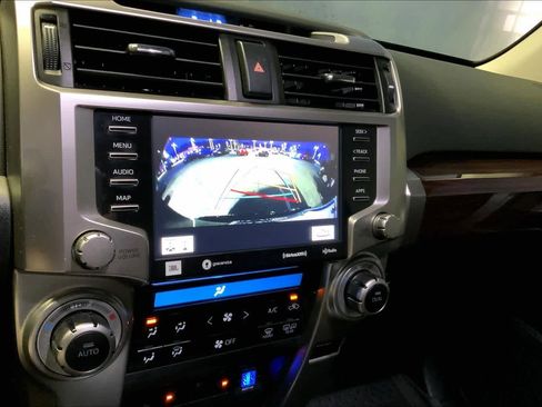Used 2023 Toyota 4Runner Limited AWD/4WD image 28