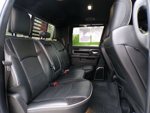 Used 2021 RAM 2500 Laramie w/ Night Edition AWD/4WD image 19
