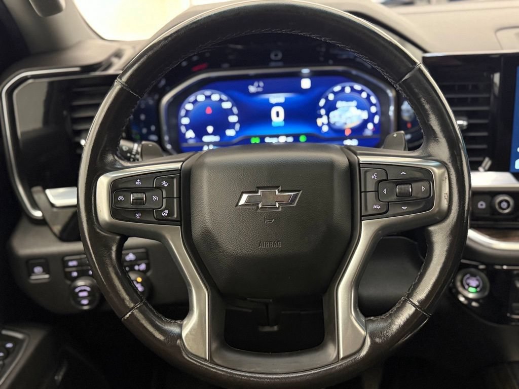 Used 2022 Chevrolet Silverado 1500 RST w/ Convenience Package II AWD/4WD image 11