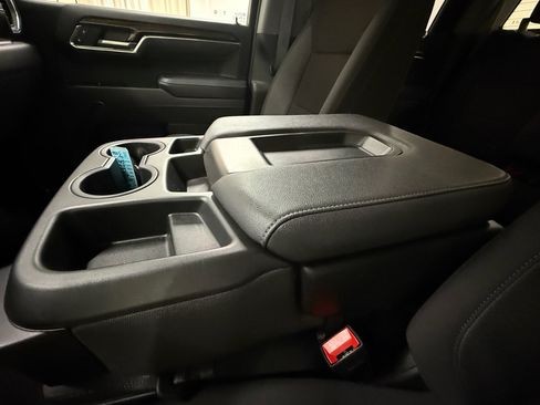 Certified 2025 Chevrolet Silverado 1500 LT image 38