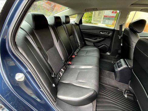 Used 2024 Honda Accord Touring image 19