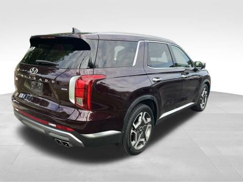 Used 2023 Hyundai Palisade Limited w/ Winter Package AWD/4WD image 5