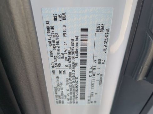 Certified 2025 Ford Transit 350 XLT image 26