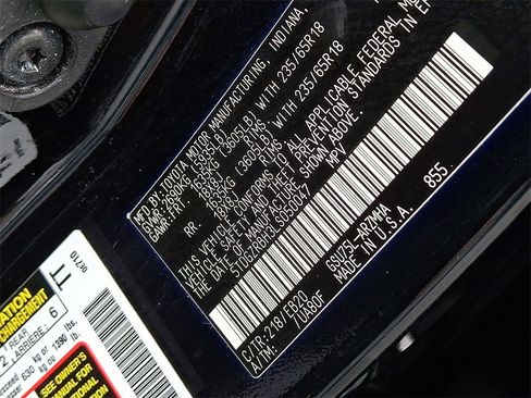 Used 2020 Toyota Highlander XLE image 29