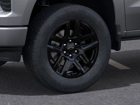 New 2026 Chevrolet Silverado 1500 Custom RWD image 9