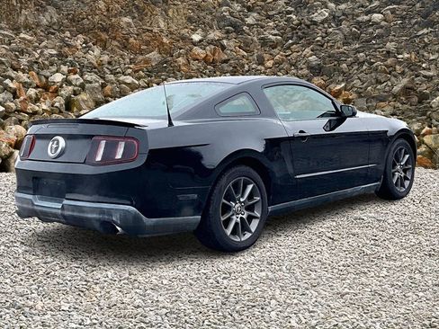 Used 2012 Ford Mustang Premium image 2