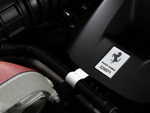 Used 2026 Ferrari Purosangue AWD/4WD image 29