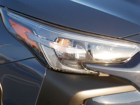 Certified 2025 Subaru Outback Limited image 16