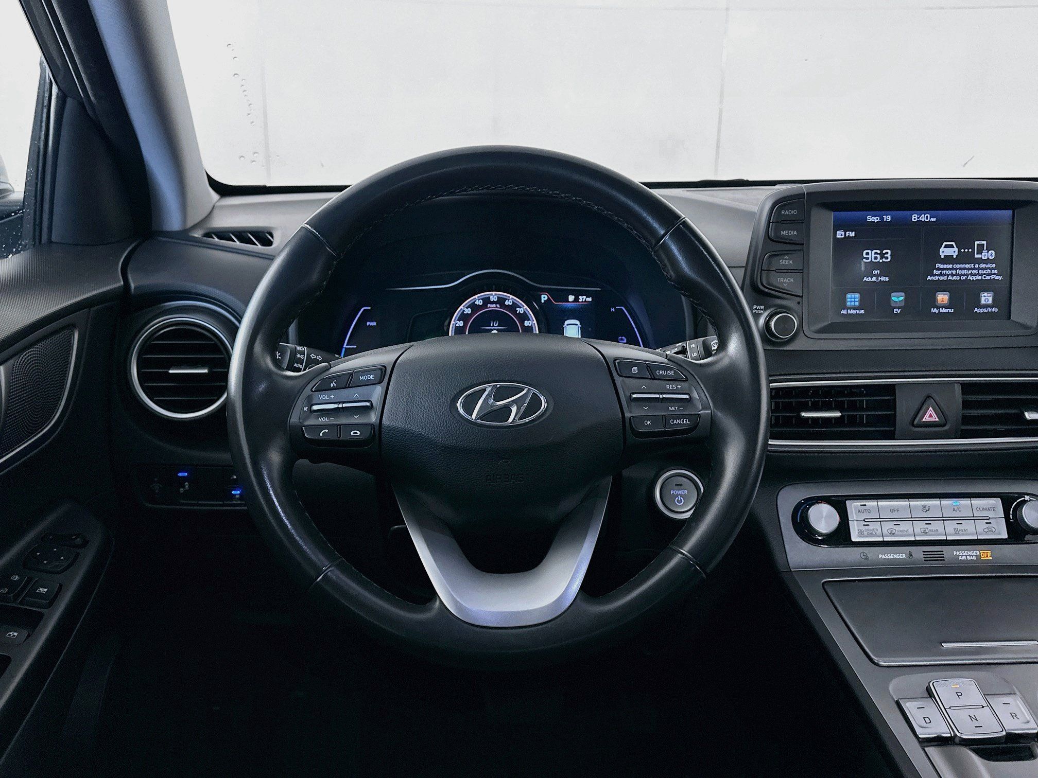 Used 2019 Hyundai Kona Limited FWD image 18