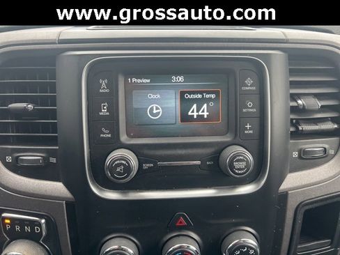 Used 2017 RAM 1500 Express image 30