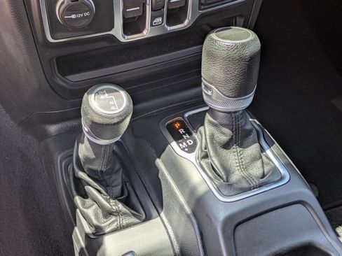 Used 2020 Jeep Gladiator Sport w/ Quick Order Package 24S AWD/4WD image 25