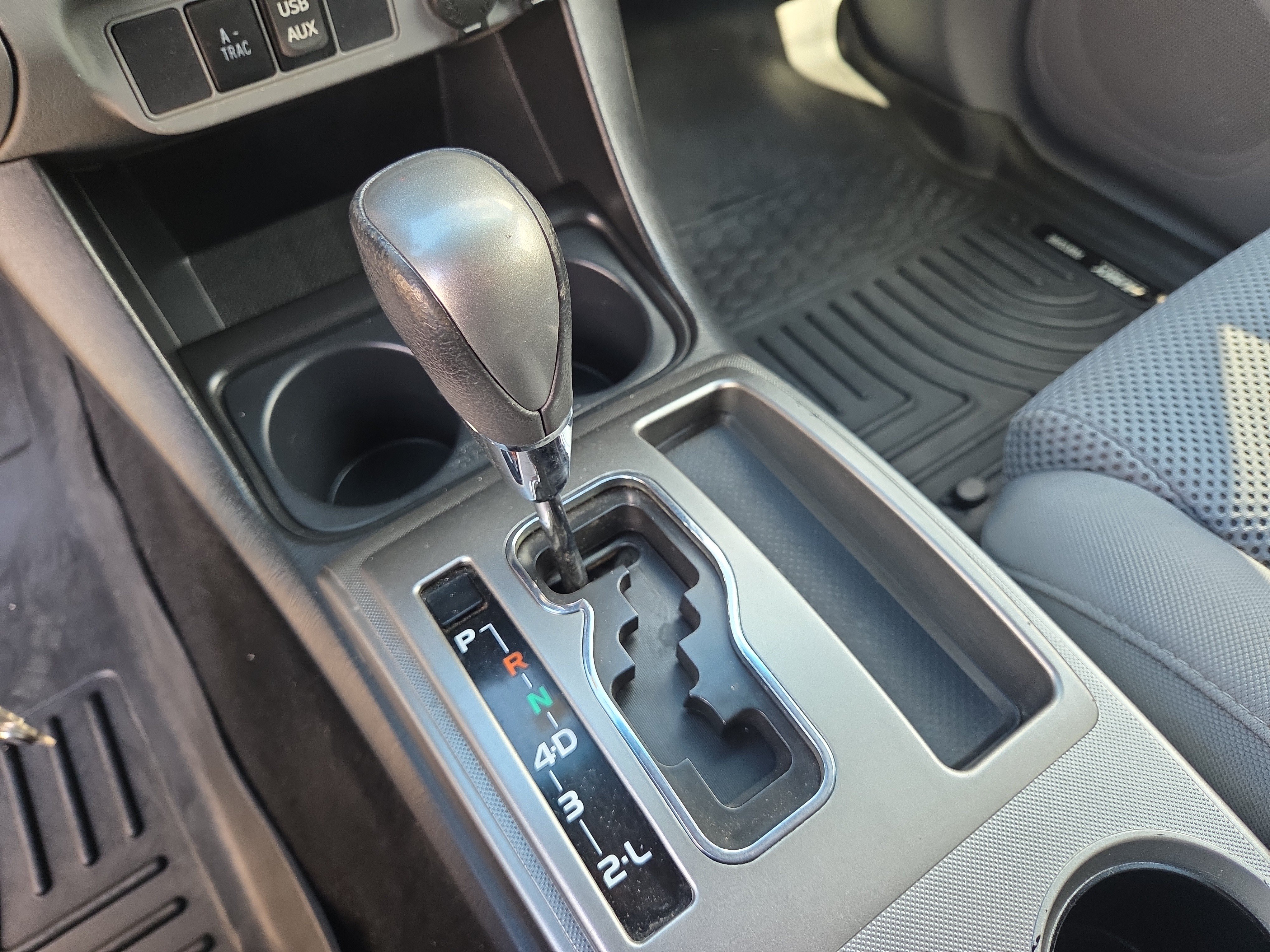 Used 2014 Toyota Tacoma 4x4 Double Cab w/ TRD Off-Road Package image 24