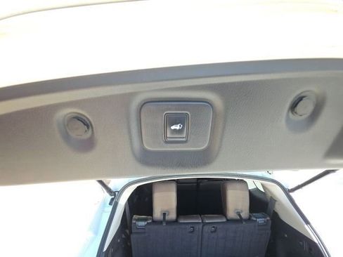 Used 2016 INFINITI QX60 Luxe w/ Deluxe Technology Package image 29