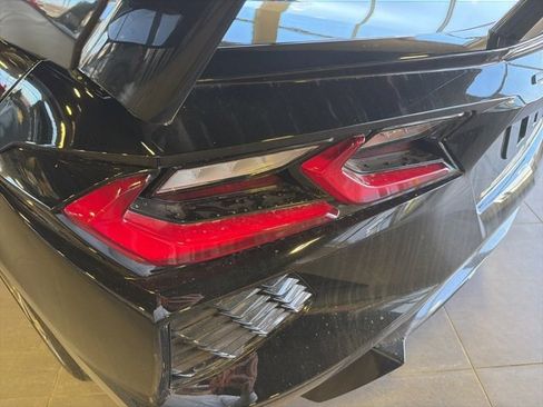 Used 2023 Chevrolet Corvette Stingray Coupe w/ 1LT image 7