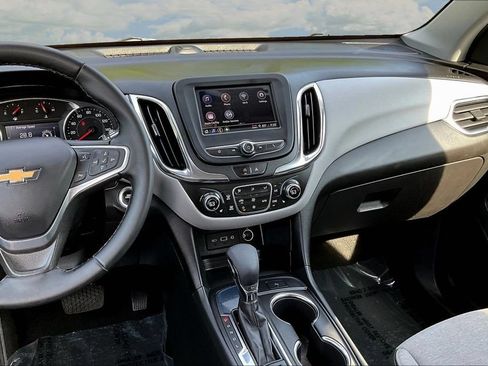 Used 2023 Chevrolet Equinox LT FWD image 11
