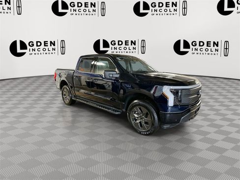 Used 2025 Ford F150 Lightning Flash image 2