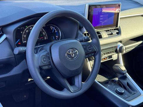 Certified 2025 Toyota RAV4 LE image 14