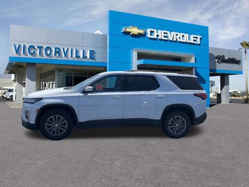 Used 2023 Chevrolet Traverse LT FWD image 9