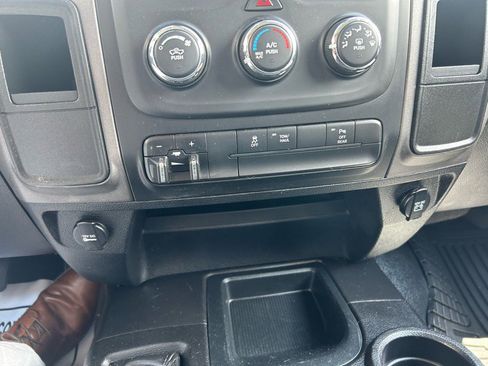 Used 2017 RAM 3500 Tradesman w/ Chrome Appearance Group image 20