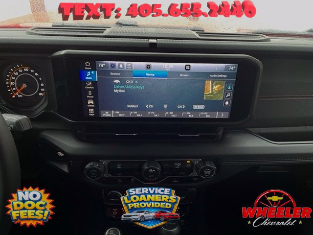 Used 2026 Jeep Gladiator Mojave AWD/4WD image 18