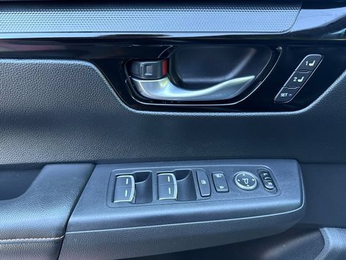 Certified 2025 Honda CR-V Sport Touring image 5