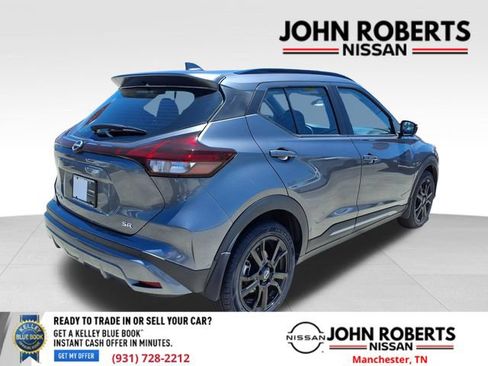 Used 2023 Nissan Kicks SR FWD image 16