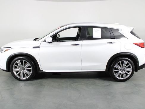 Used 2023 INFINITI QX50 Sensory AWD/4WD image 10
