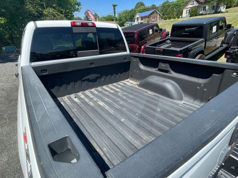 Used 2017 Chevrolet Silverado 1500 LTZ Z71 w/ LTZ Plus Package AWD/4WD image 23