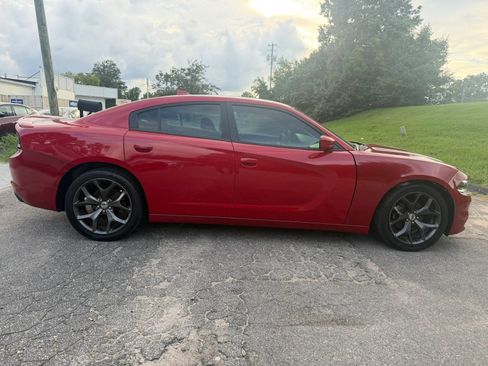 Used 2015 Dodge Charger SXT w/ Plus Group RWD image 7