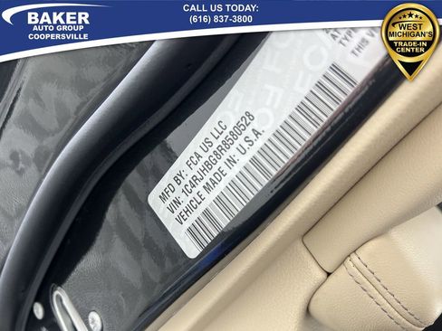 Used 2024 Jeep Grand Cherokee Limited w/ Black Appearance Package image 33