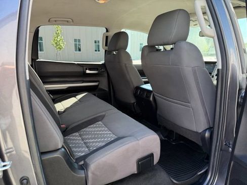 Used 2021 Toyota Tundra SR5 w/ SR5 Upgrade Package AWD/4WD image 19