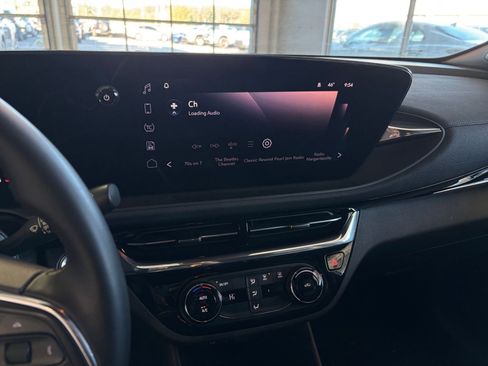 Used 2025 Buick Envista Sport Touring image 27