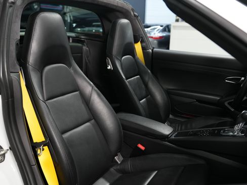 Used 2017 Porsche 911 Targa 4 image 76