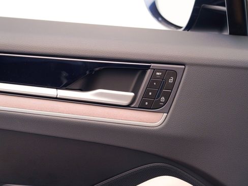 New 2026 Porsche Cayenne Coupe image 22