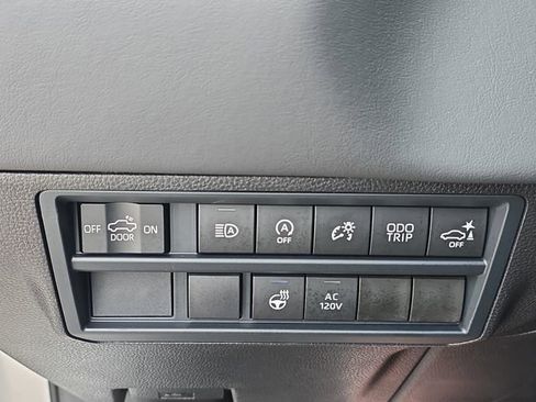 New 2026 Toyota Tundra Platinum AWD/4WD image 25