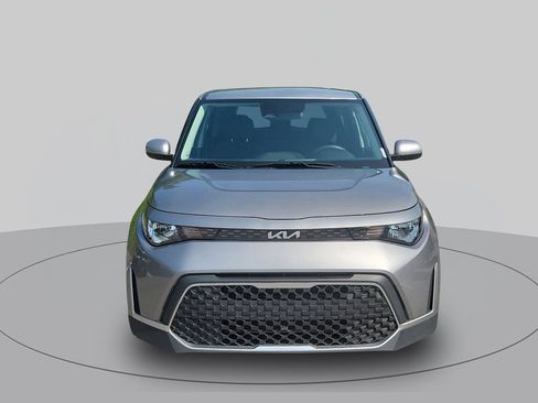 Used 2023 Kia Soul LX w/ Option Group 015 FWD image 8