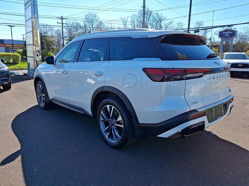 Certified 2023 INFINITI QX60 Luxe w/ Cargo Package AWD/4WD image 4