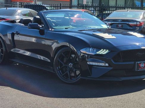 Used 2021 Ford Mustang GT Premium w/ GT Performance Package RWD image 4