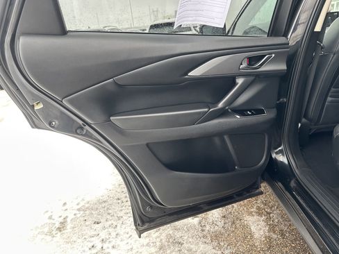 Used 2018 MAZDA CX-9 Touring image 22