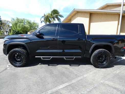 Used 2025 Toyota Tundra Limited image 10