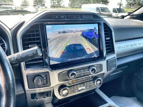 Used 2022 Ford F250 Lariat w/ Lariat Value Package AWD/4WD image 15