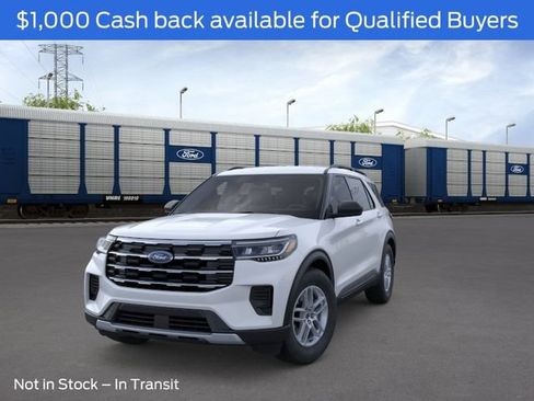 New 2026 Ford Explorer Active AWD/4WD image 2