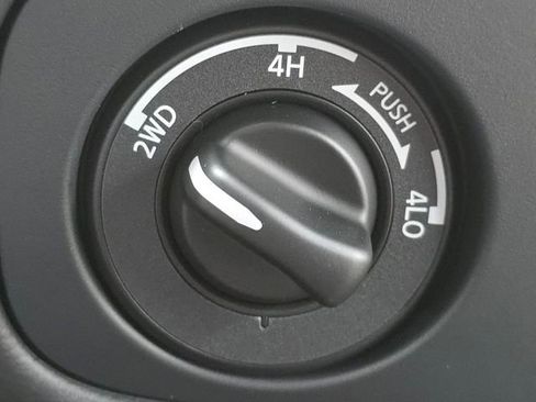 New 2026 Nissan Frontier PRO-4X image 32